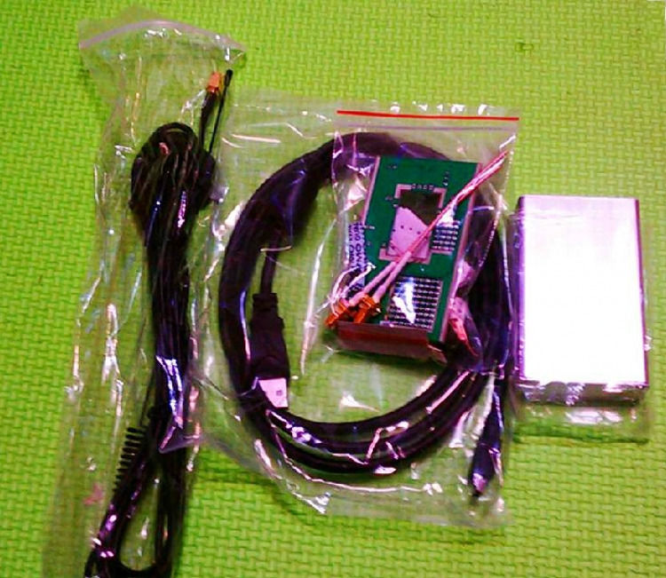 100KHz-1.7GHz Full Band UV HF RTL-SDR USB Tuner Receiver DIY KIT