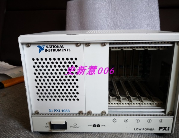 NI PXI-1033 PXI