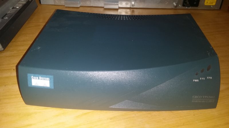 CISCO VPN 3002-8E