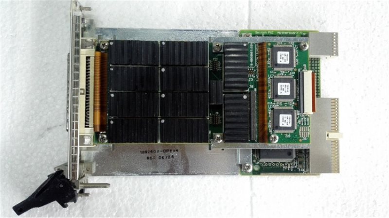 NI PXI-2530 /